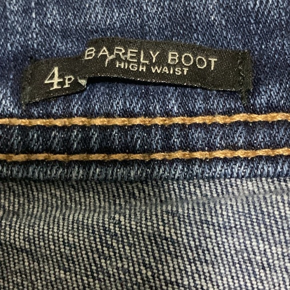 Women’s Talbots Flawless Five Pocket High Waist Denim Jeans Size 4P EUC - Picture 5 of 8